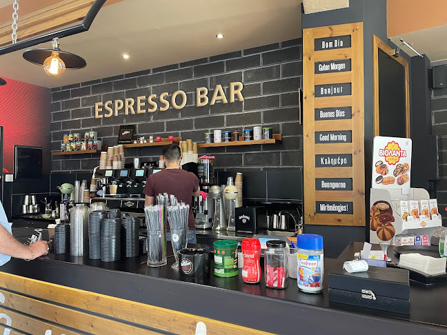 Opinii despre Café A Pied în Λιβαδειά - Γαστρονομία και φιλοξενία