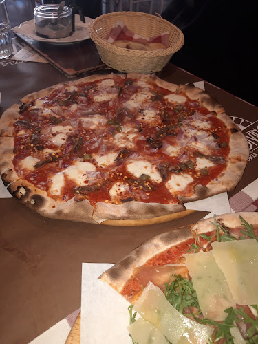 Gusto Divino | Trattoria - Pizzaria - Γαστρονομία και φιλοξενία