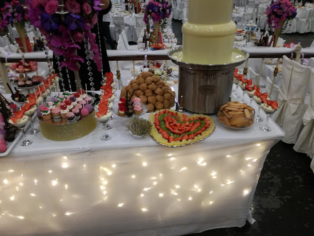 Κονταρος - Γαστρονομία και φιλοξενία