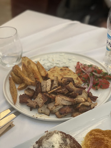 Opinii despre Hermion Restaurant în Αθήνα - Γαστρονομία και φιλοξενία