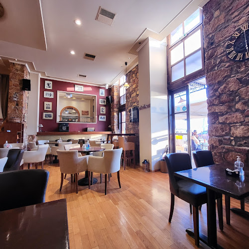 Comentarii opinii despre Istiaia café & bistro