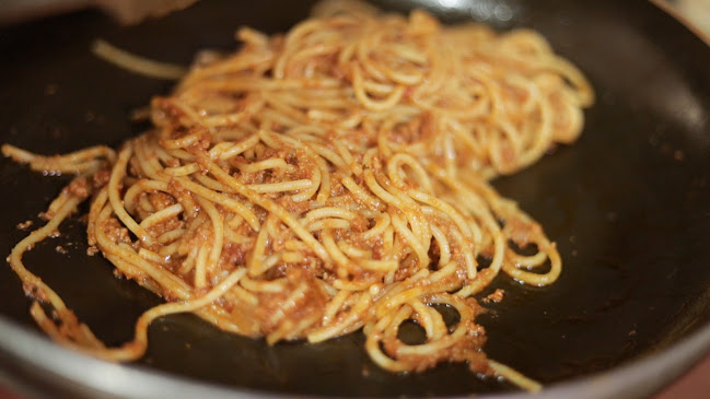 Σαχτούρη 27, Πειραιάς 185 36