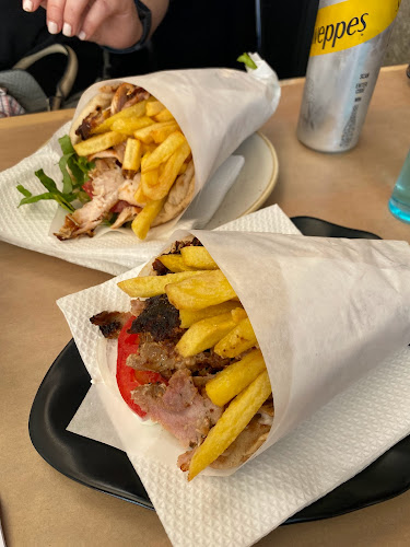 Αγίας Παρασκευής 2, Χαλάνδρι 152 32