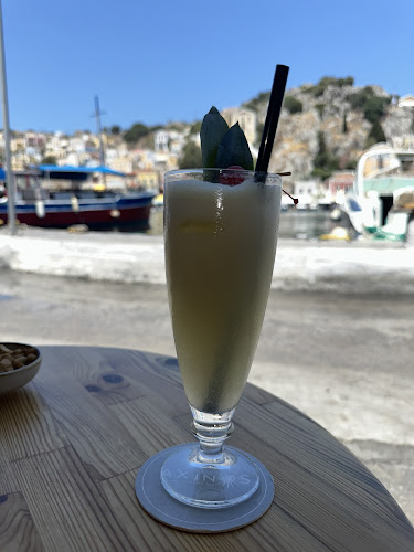 Axinos Bar - Σύμη