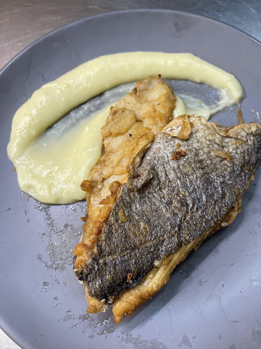 Τα Καλαμαράκια - Γαστρονομία και φιλοξενία