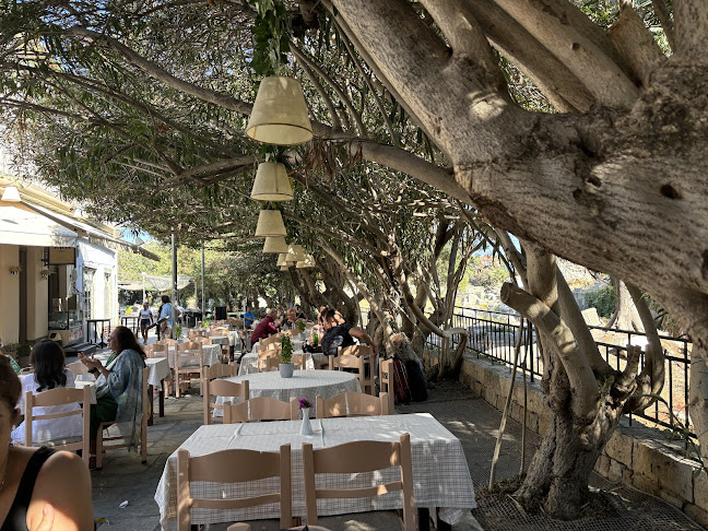 Select Restaurant Cafe