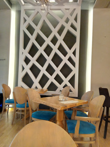 Σιδηράς Μεραρχίας 9, &, Πολυζωίδου, Ναύπλιο 211 00