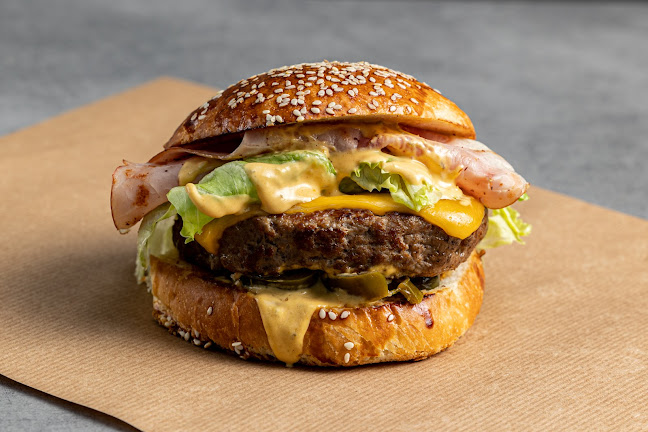 What The Food - Γαστρονομία και φιλοξενία