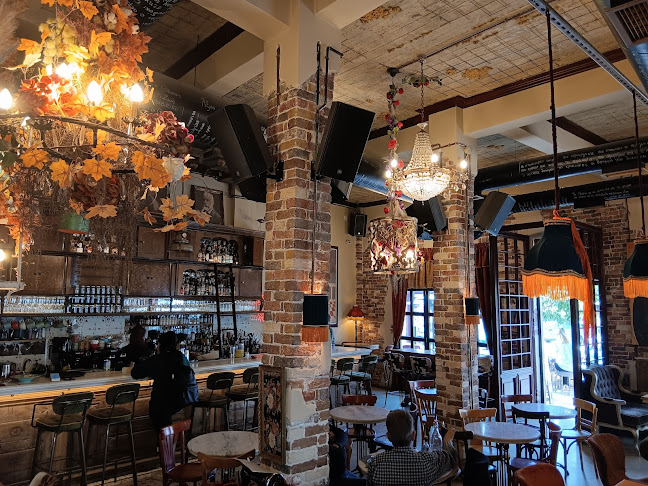 Comentarii opinii despre Madania