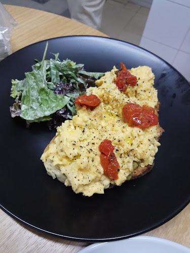 Comentarii opinii despre Ionos Plaka