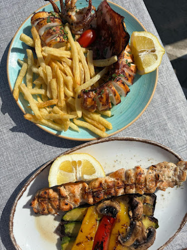 Το Μπαλκόνι του Άκη - Αλυκή