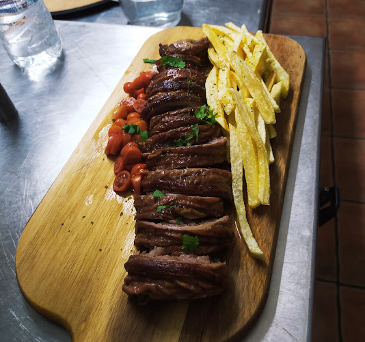 Ταβέρνα Ψησταριά Αηδόνια Βυτίνας