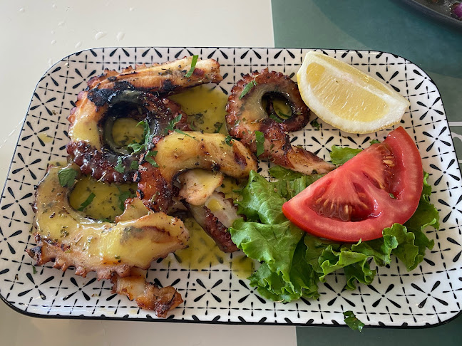 Μπακαλόγατος - Γαστρονομία και φιλοξενία