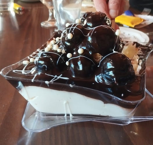 Σαβοϊδάκης Bakery & Patisserie, Μοίρες - Μοίρες