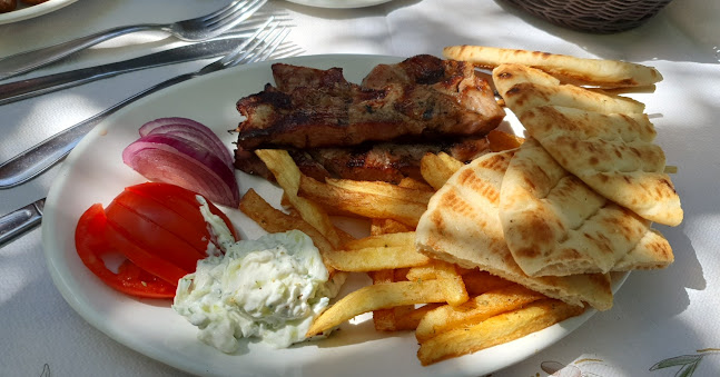 Opinii despre Ταβέρνα Ψησταριά ο Μπάμπης în Μάνδρα - Γαστρονομία και φιλοξενία