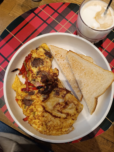 33 ΑΔΡΙΑΝΟΥ - Αθήνα