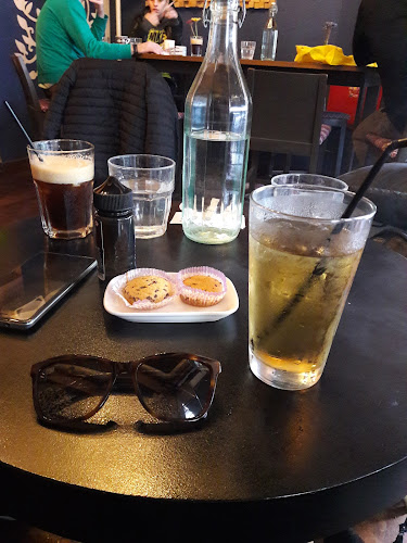 Manifesto Espresso Wine Bar