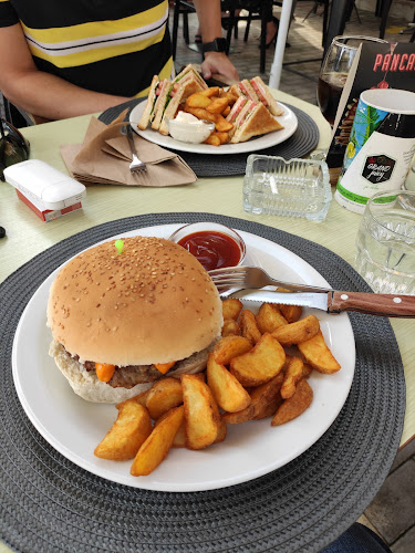 Loco Casa de Cafe - Γαστρονομία και φιλοξενία