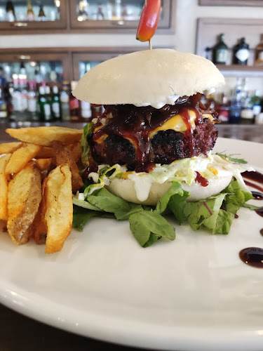 Μελίνας Μερκούρη με Καραμανλή γωνία, Κοζάνη 501 00