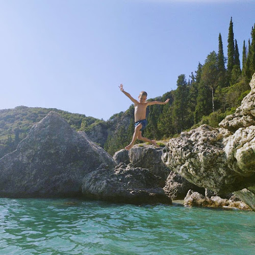 Μεζεδομπερδέματα-Τaverna - Γαστρονομία και φιλοξενία