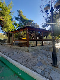 Ζακύνθου 3, Βούλα 166 73