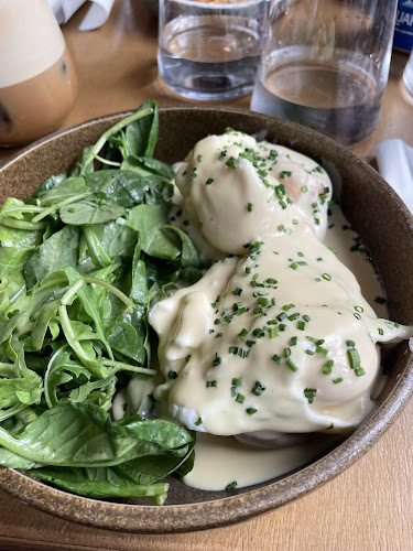 Kalimeres - Γαστρονομία και φιλοξενία