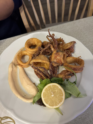 Θέα Θάλασσα - Γαστρονομία και φιλοξενία