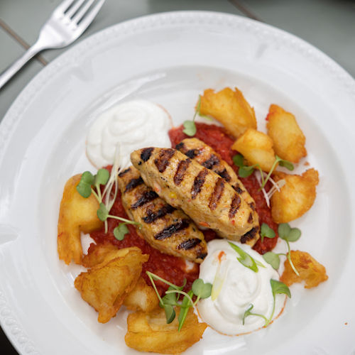 O Τζίτζικας & ο Μέρμηγκας - Γαστρονομία και φιλοξενία