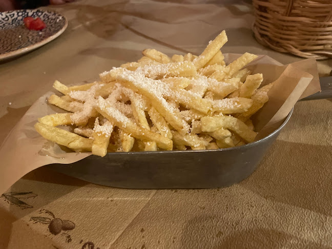 Comentarii opinii despre Κάτι Ψένεται