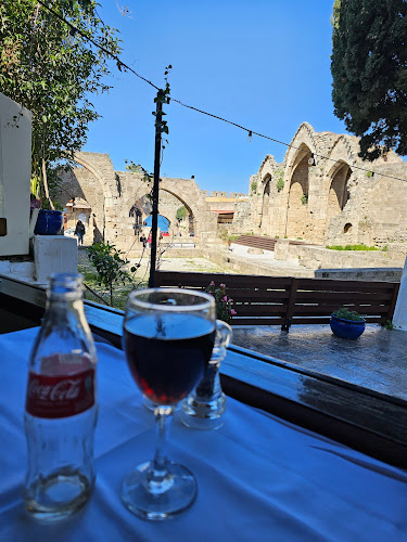 Χατζηκέλη - Ψαροταβέρνα - Γαστρονομία και φιλοξενία