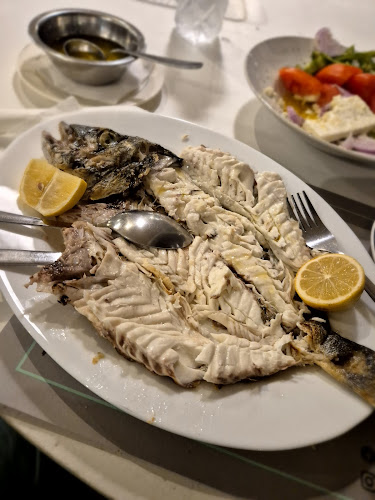 Opinii despre Καραβίδας Πόρτο Ράφτη - Karavidas Porto Rafti în Πόρτο Ράφτη - Γαστρονομία και φιλοξενία