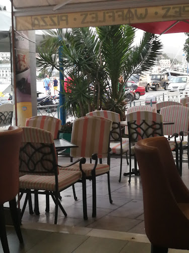 Πλατεία Καραμάνου, Πόρος 180 20