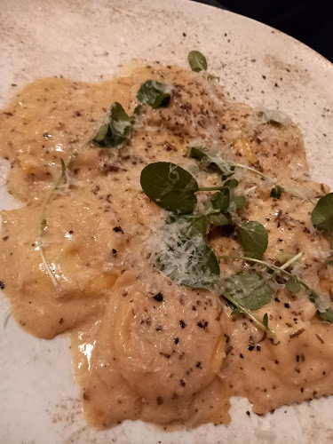 Frankie - Γαστρονομία και φιλοξενία