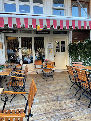 Comentarii opinii despre L' Arrêt Du Temps