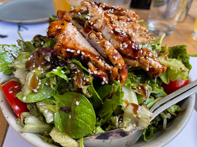 Juicy Grill Athens - Γαστρονομία και φιλοξενία