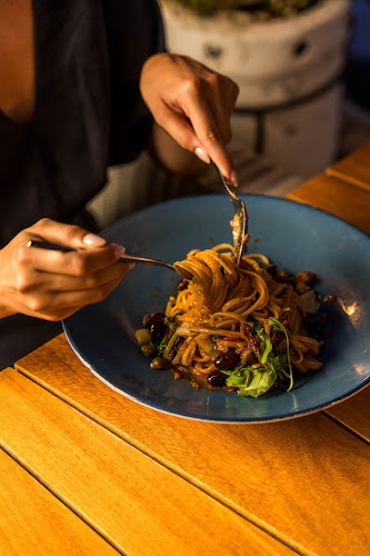 Opinii despre Veranda Family Restaurant în Λιμένας Χερσονήσου - Γαστρονομία και φιλοξενία