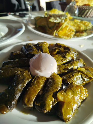 Ταβέρνα Το Ρόδι - Αρνί Αντικριστό - Ροδιά