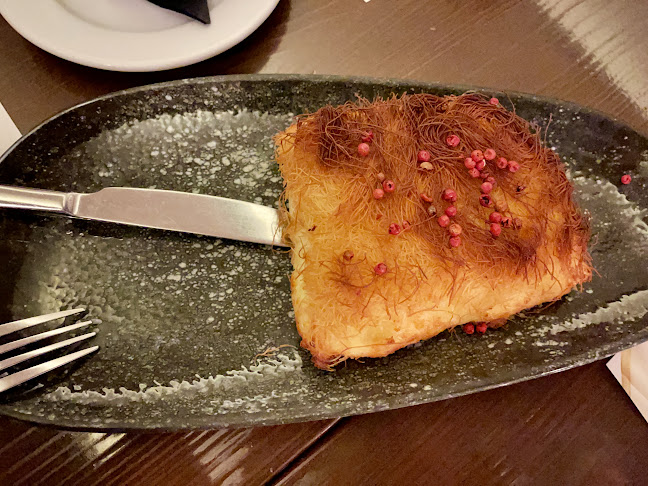 Χατζηγιάννη Μέξη 8 και, Κων/νου Βεντήρη 9, Αθήνα 115 28