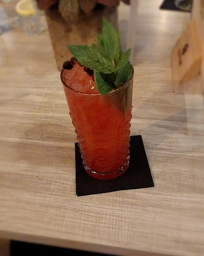 Opinii despre Rhythm Cocktail Bar în Σταλίδα - Γαστρονομία και φιλοξενία