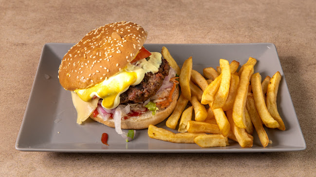 Το Παραδοσιακό - Σουβλατζίδικο | Νεάπολη - Λάρισα