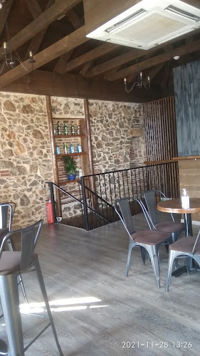 Ακτή Καραϊσκάκη 40, Σαλαμίνα 189 00