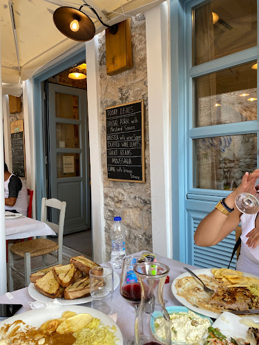 Opinii despre Alaloum în Ναύπλιο - Γαστρονομία και φιλοξενία