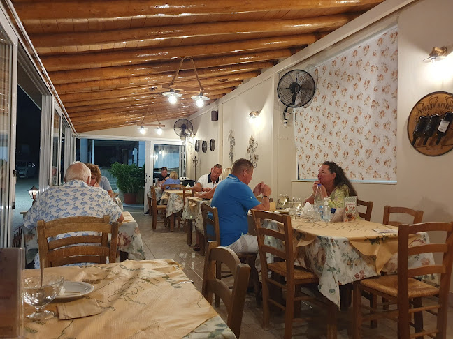 Opinii despre Taverna Apostolis în Σκάλα - Γαστρονομία και φιλοξενία