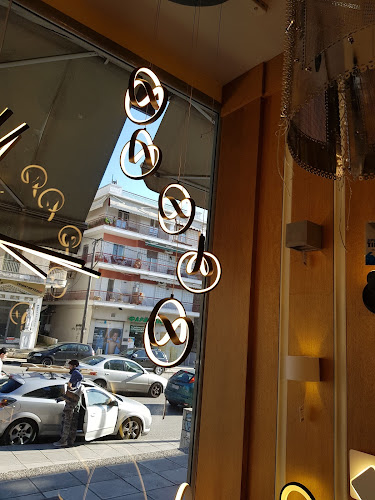 Coffee Island Τριανδρίας