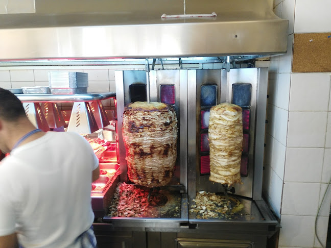 "Τα αδέρφια" Κοτόπουλα στα κάρβουνα - Σταυρός