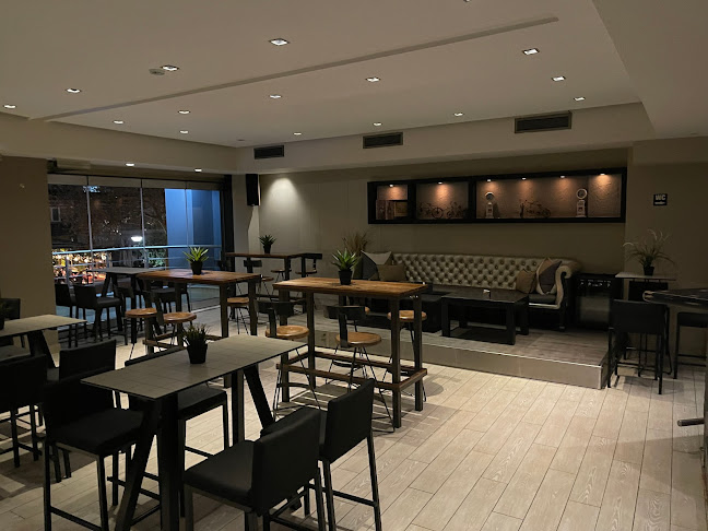 Model Urban Style Bar - Γαστρονομία και φιλοξενία