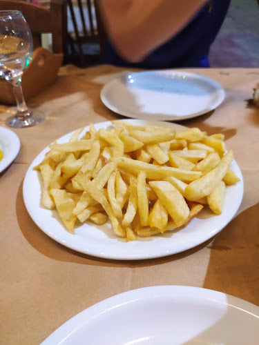 Ψαροταβέρνα ''KABOΣ'' - Καμένα Βούρλα