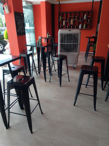 Angela's Shop coffee2go - Γαστρονομία και φιλοξενία