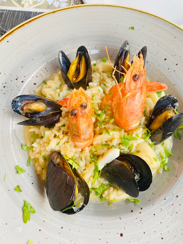 Avocado Restaurant Rhodes