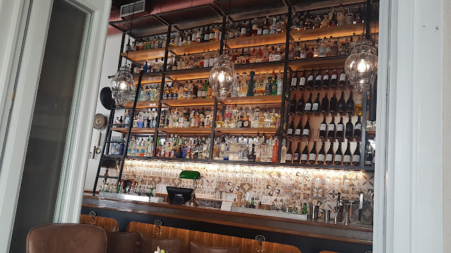 Sway Cocktail & Food Bar Corfu